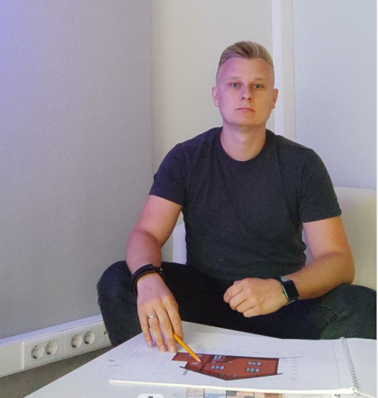 Кирилл Гольман, директор 